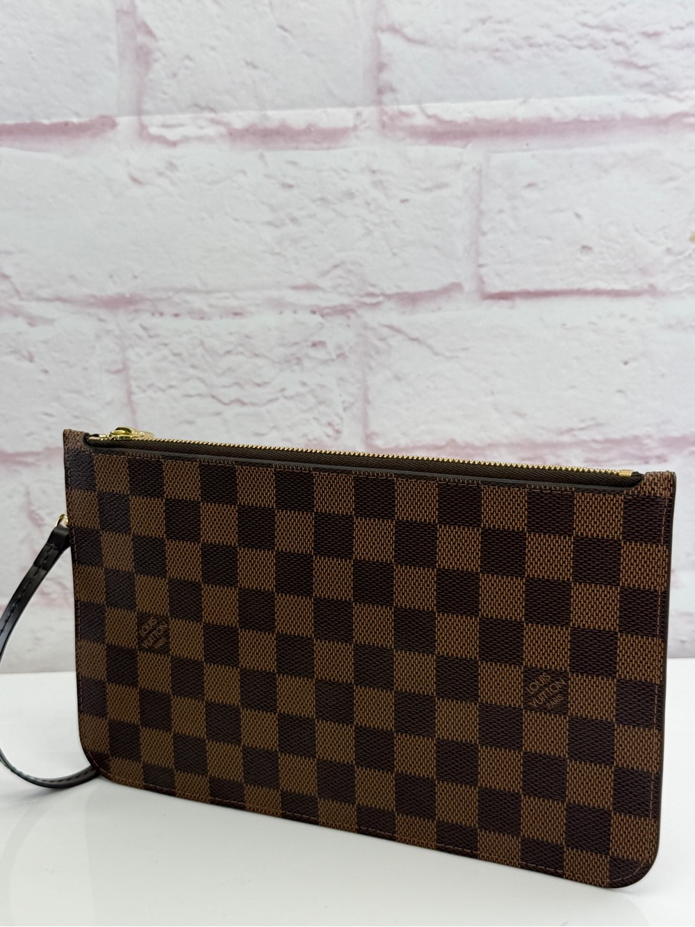Authentic Louis Vuitton Damier Ebene Neverfull Pochette Wristlet Bag